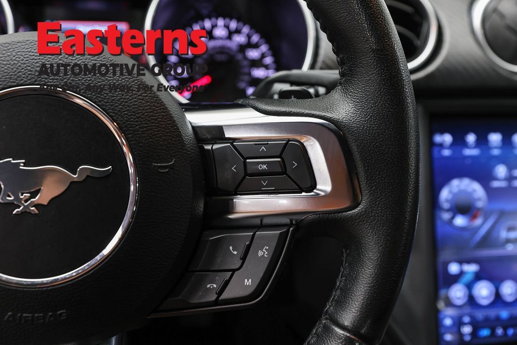Used 2019 Ford Mustang Coupe RWD image 17
