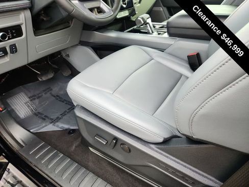 Used 2025 Ford F150 Lightning Flash image 18