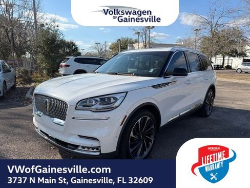 Used 2020 Lincoln Aviator Reserve w/ Equipment Group 202A image 3