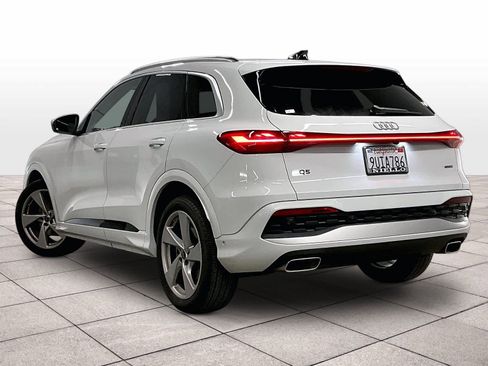 Certified 2025 Audi Q5 Prestige AWD/4WD image 13