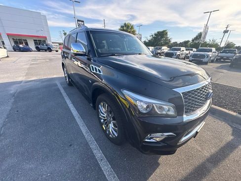 Used 2017 INFINITI QX80 2WD w/ Deluxe Technology Package image 14