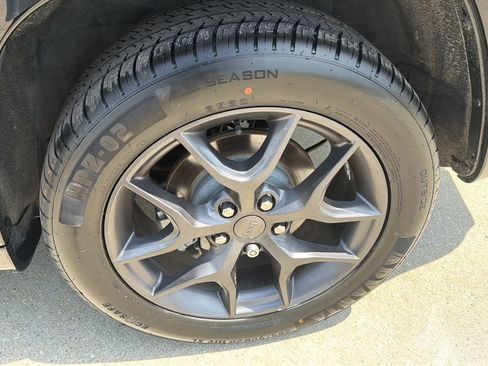 Used 2019 Jeep Grand Cherokee Limited X AWD/4WD image 32