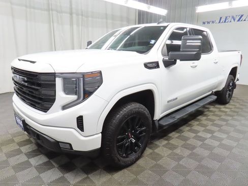 Used 2023 GMC Sierra 1500 Elevation AWD/4WD image 6