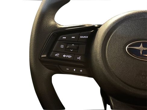 Used 2024 Subaru Crosstrek 2.0i Premium image 32