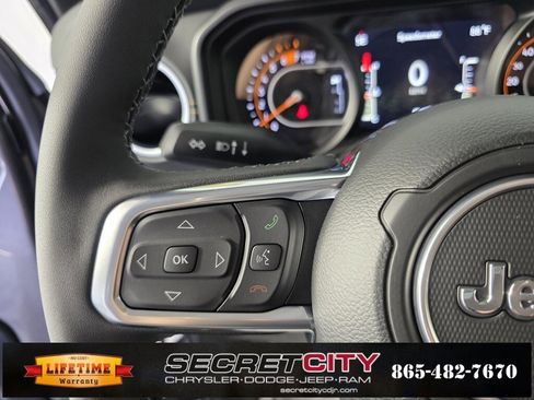 New 2025 Jeep Wrangler Unlimited Sahara image 16