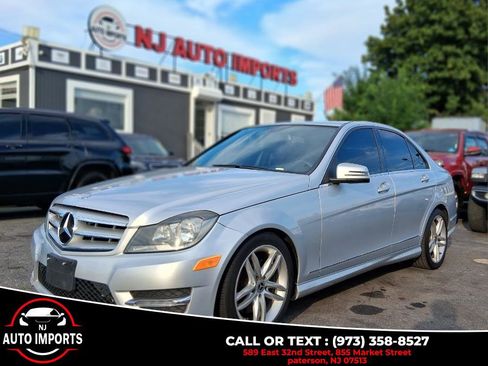Used 2013 Mercedes-Benz C 300 Sport image 1