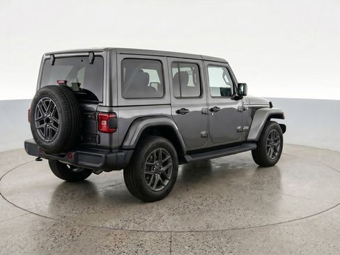 Used 2025 Jeep Wrangler Unlimited Sport AWD/4WD image 9