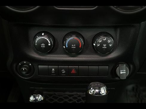 Used 2015 Jeep Wrangler Unlimited Sport w/ Quick Order Package 24S AWD/4WD image 20