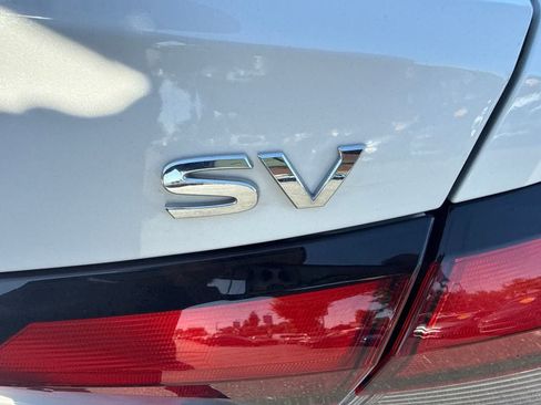 Used 2024 Nissan Versa SV FWD image 13