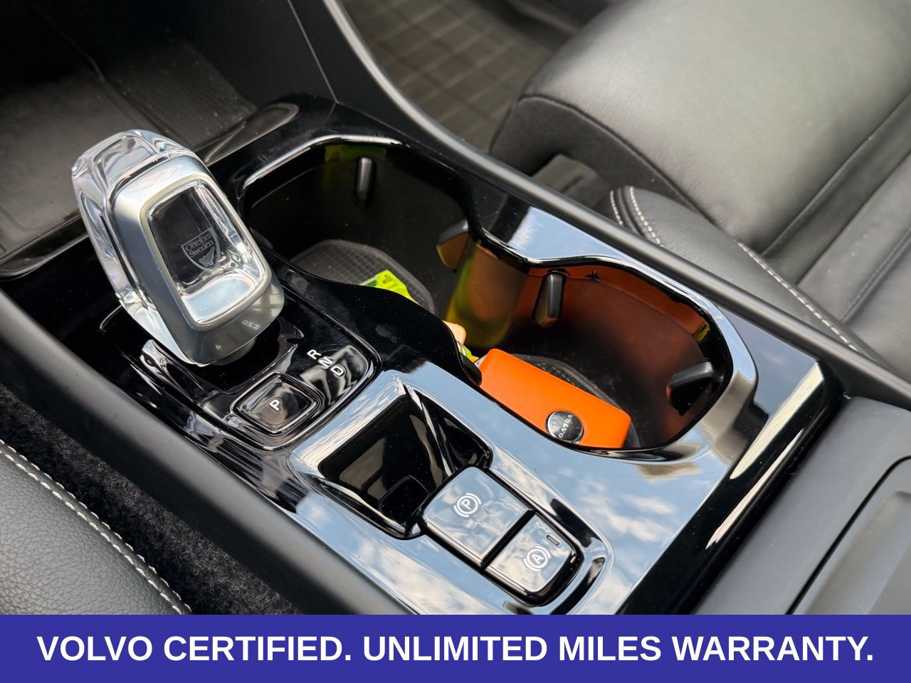 Certified 2026 Volvo XC40 B5 Plus AWD/4WD image 20