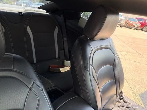 Used 2019 Chevrolet Camaro LS RWD image 30