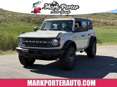 New 2025 Ford Bronco 4-Door w/ Sasquatch Package