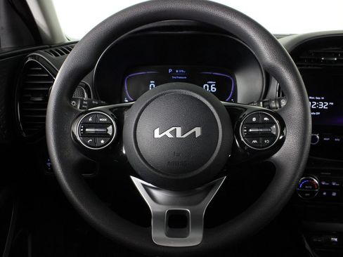 Used 2023 Kia Soul S FWD image 24