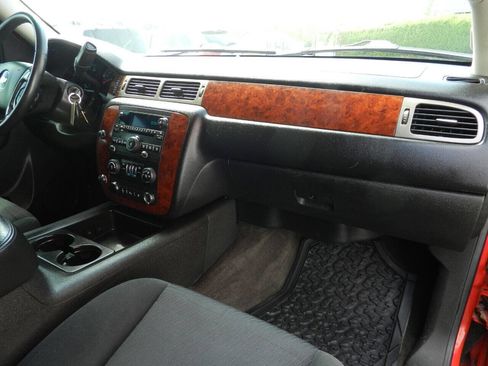 Used 2011 Chevrolet Avalanche LS w/ Regional Value Package image 13