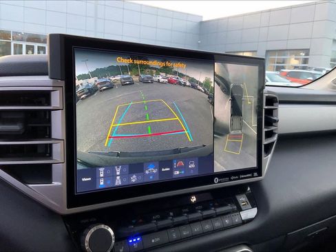 Used 2023 Toyota Tundra Limited RWD image 28
