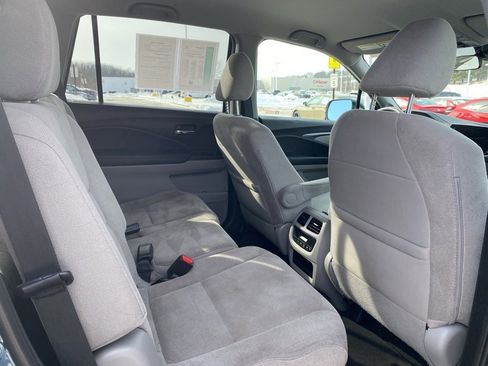 Used 2020 Honda Pilot EX image 13