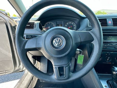 Used 2014 Volkswagen Jetta S FWD image 18