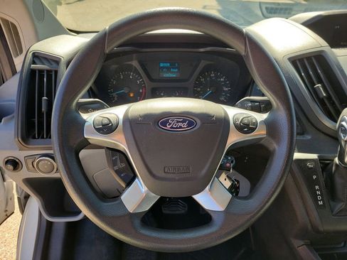 Used 2018 Ford Transit 250 130 Low Roof RWD image 19