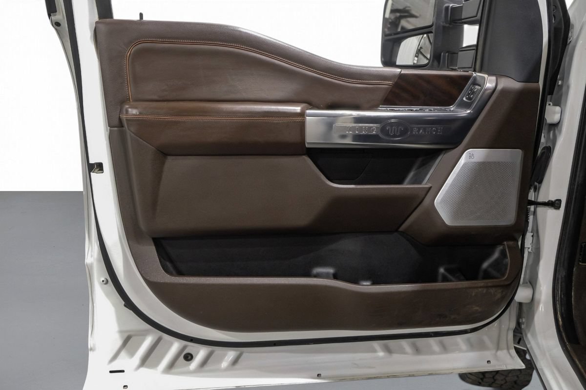 Used 2024 Ford F350 King Ranch w/ Chrome Package AWD/4WD image 44