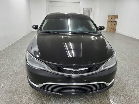 Used 2015 Chrysler 200 Limited image 2