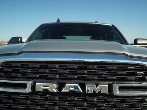 Used 2022 RAM 2500 Big Horn image 37