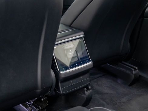 Used 2023 Tesla Model X Plaid image 13