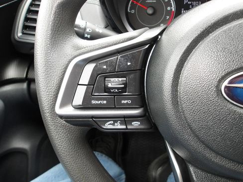 Used 2019 Subaru Impreza 2.0i AWD/4WD image 16