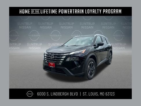 Used 2025 Nissan Rogue SV w/ SV Premium Package FWD image 1