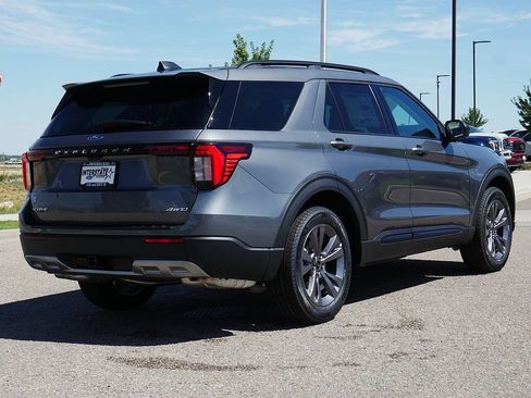 New 2026 Ford Explorer Active w/ Active Comfort Package AWD/4WD image 5
