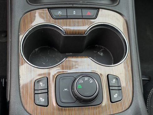 Used 2023 GMC Acadia SLE w/ Driver Convenience Package AWD/4WD image 38