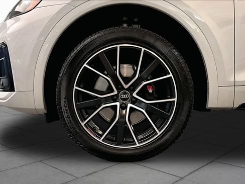 Certified 2023 Audi SQ5 Premium Plus w/ Premium Plus Package AWD/4WD image 10