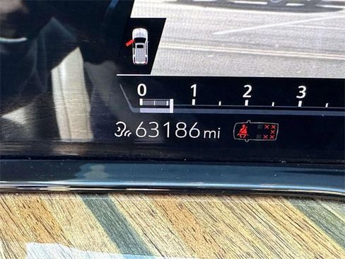 Used 2022 Cadillac Escalade Sport Platinum image 32