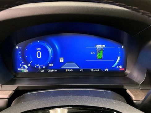 Used 2024 Ford Explorer Platinum w/ Technology Package image 25