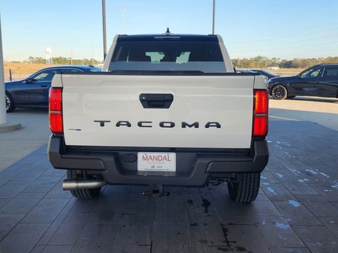 Used 2024 Toyota Tacoma SR image 7