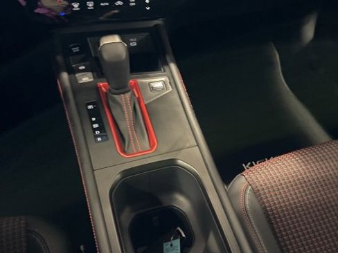 New 2025 Nissan Kicks SR image 29