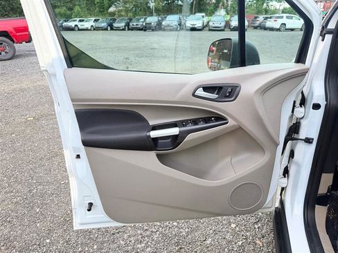Used 2015 Ford Transit Connect XLT FWD image 11