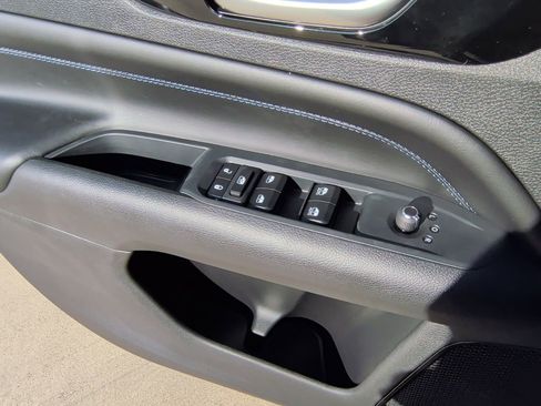 New 2026 Jeep Compass Altitude image 11