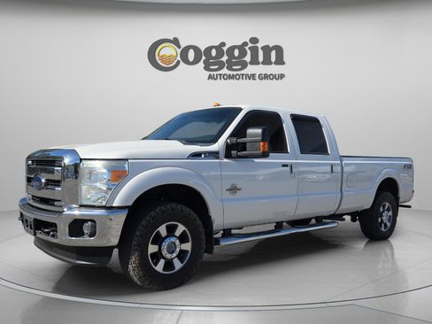 Used 2016 Ford F250 Lariat w/ FX4 Off-Road Package image 1