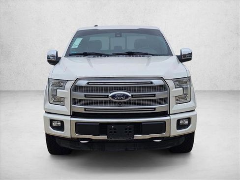 Used 2016 Ford F150 Platinum w/ Equipment Group 701A Luxury image 2