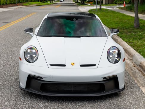 Used 2023 Porsche 911 GT3 RWD image 3