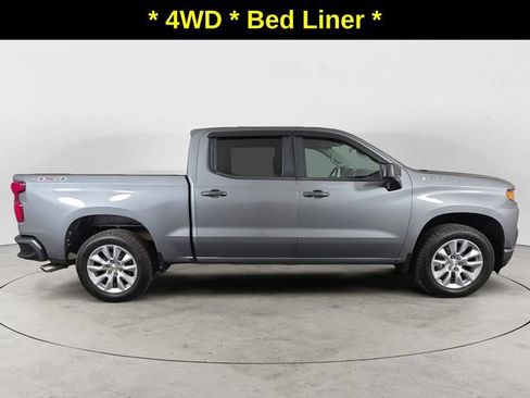 Certified 2020 Chevrolet Silverado 1500 Custom w/ Custom Value Package AWD/4WD image 4