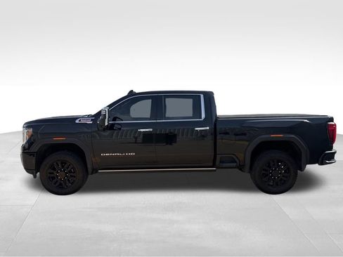 Used 2023 GMC Sierra 2500 Denali w/ Denali Black Diamond Edition image 11