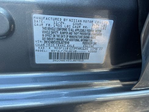 Used 2025 Nissan Versa SV image 27