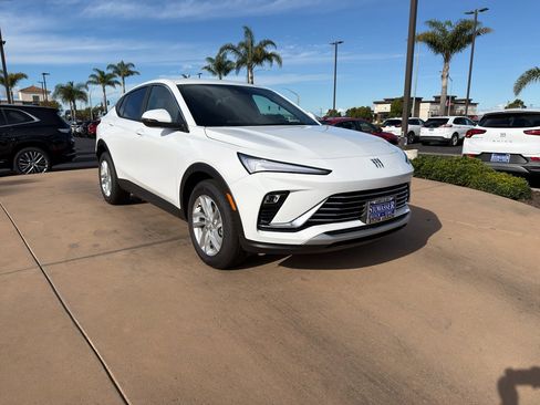 New 2026 Buick Envista Preferred w/ Advanced Safety Package image 3