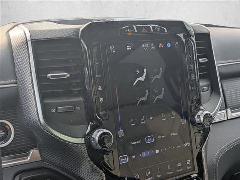 Used 2024 RAM 1500 Limited AWD/4WD image 12