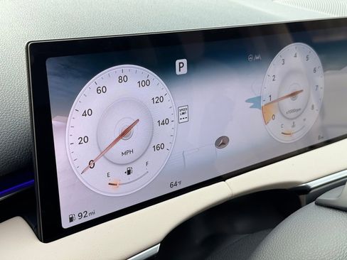 New 2026 Genesis GV70 2.5T Advanced image 21