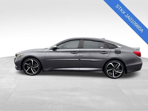 Certified 2018 Honda Accord Sport image 4