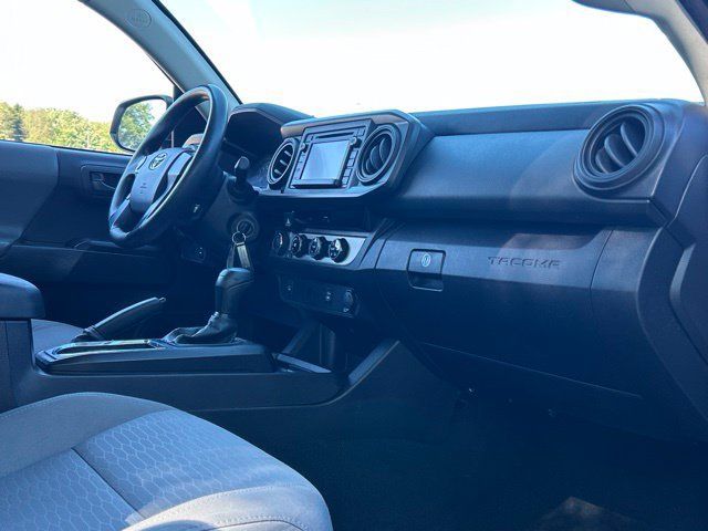 Used 2016 Toyota Tacoma SR w/ SR Convenience Package AWD/4WD image 25