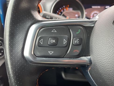 Used 2023 Jeep Gladiator Mojave image 34