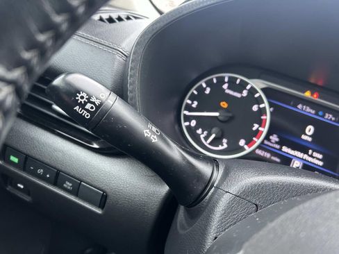 Used 2022 Nissan Sentra SV image 23